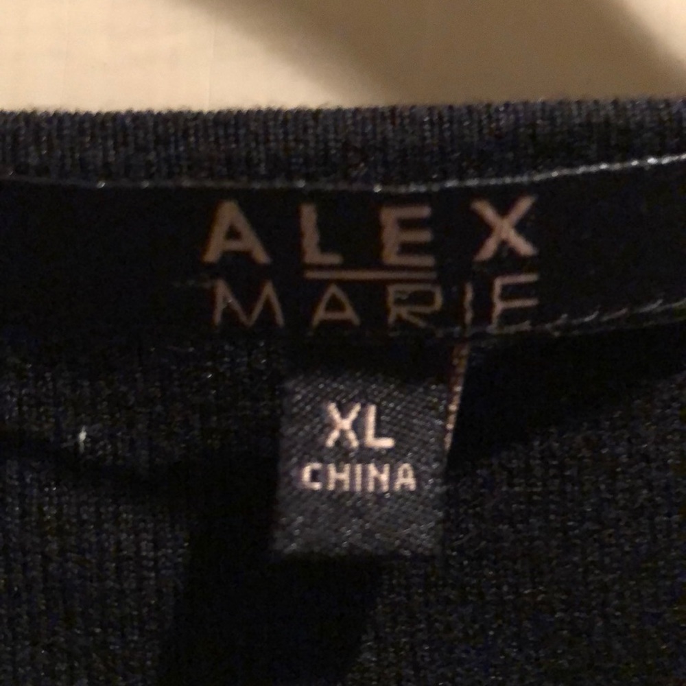 Alex Marie Top - Picture 3 of 4